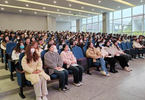 6192254CE7F945E00F2F3C2F1246F5E6